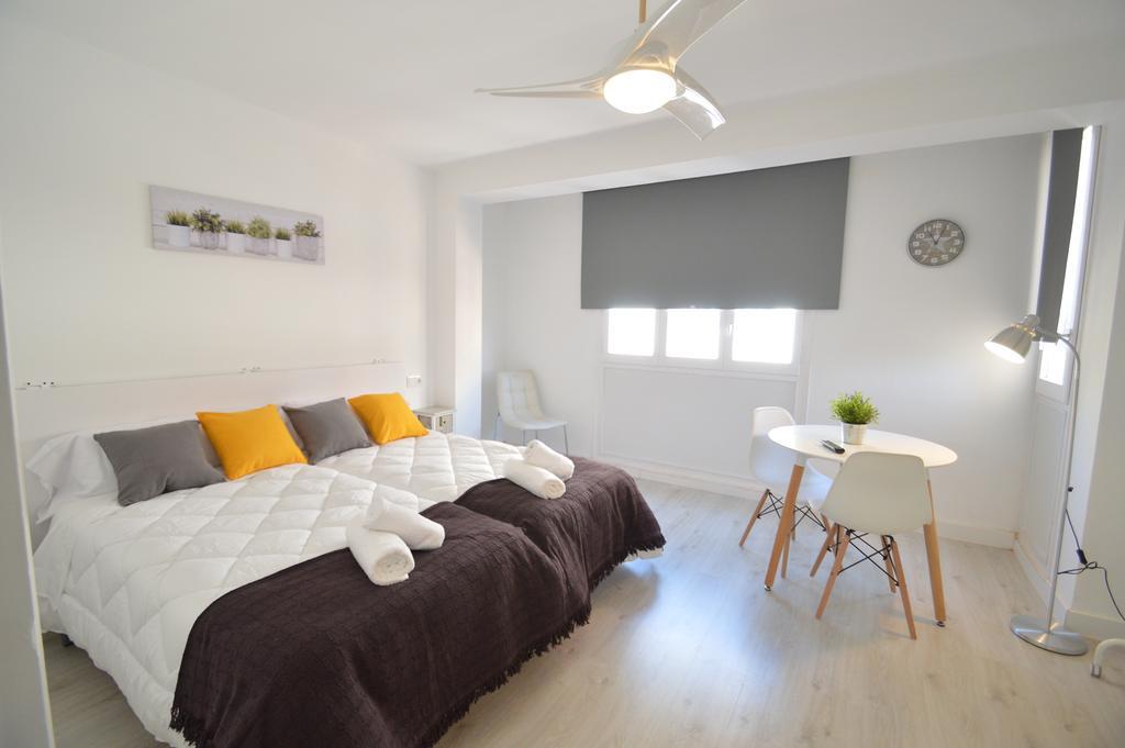 Tarragona Suites Marquesa ภายนอก รูปภาพ