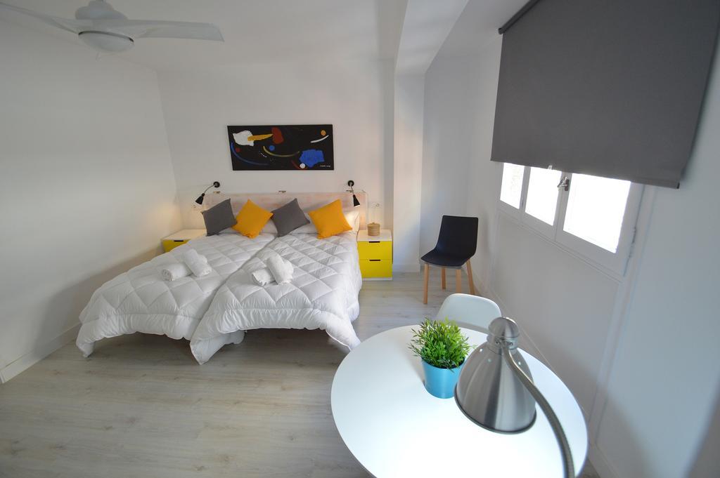 Tarragona Suites Marquesa ภายนอก รูปภาพ